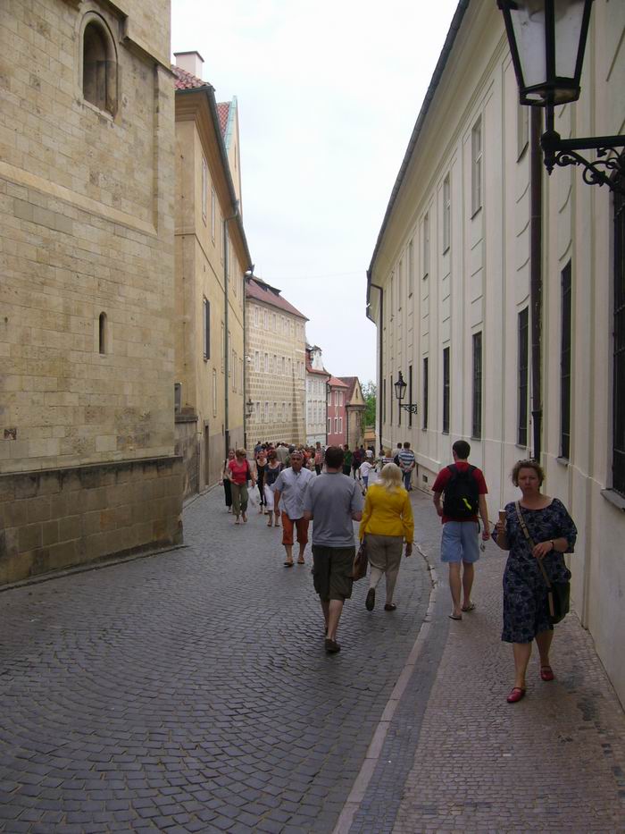A vár egyik belső utcája